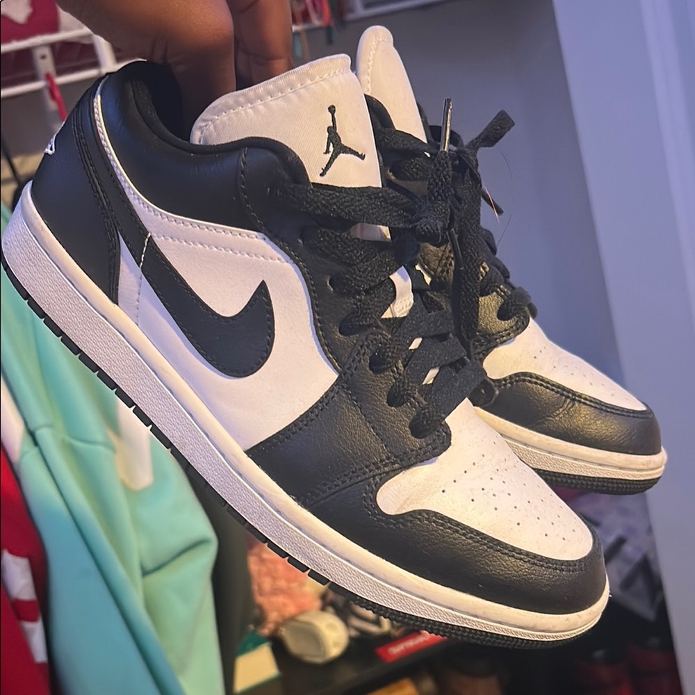 Jordan Women's Sneakers Black White